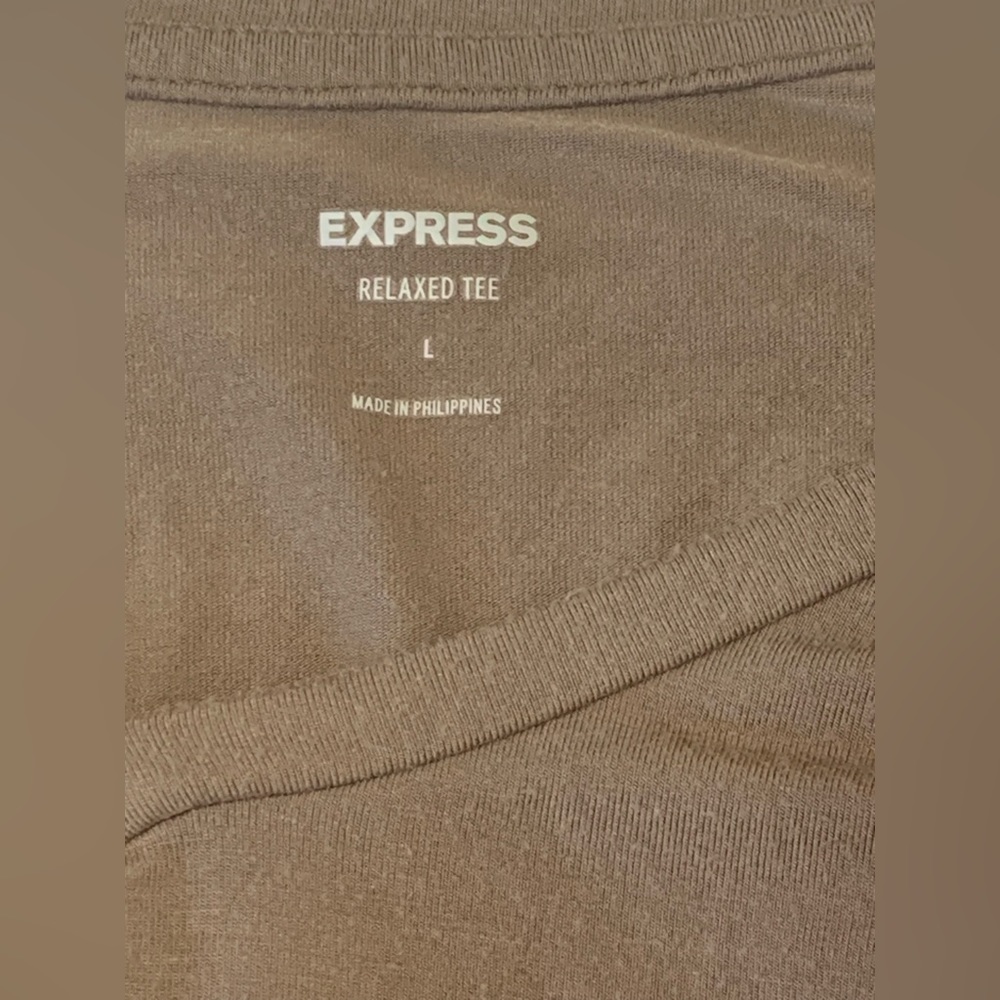 Express Twist Front Relaxed Long Sleeve Tee (size L) - Picture 4 of 8